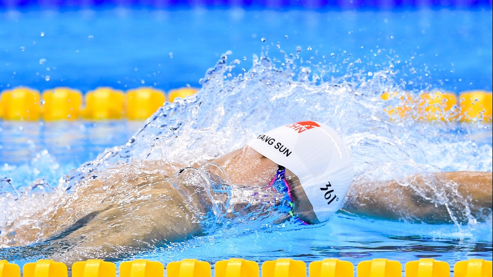 “未来中国足球领军人物评选活动火热进行中”，中国男足未来之星